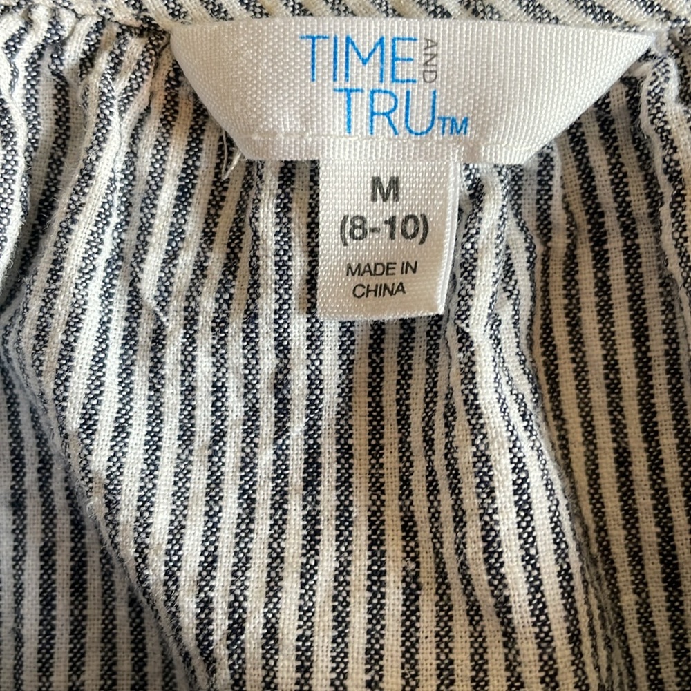 Medium Blouse Bundle(2) - image 4